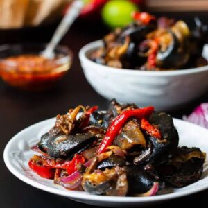 Peppered Snails